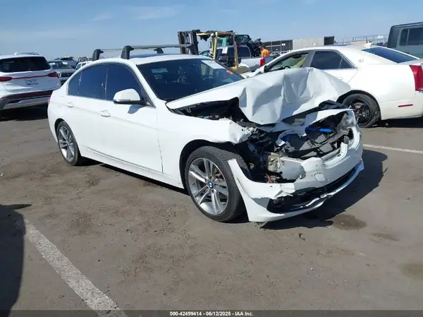 WBA8B9G57HNU09370 2017 BMW 3ER - Image 1
