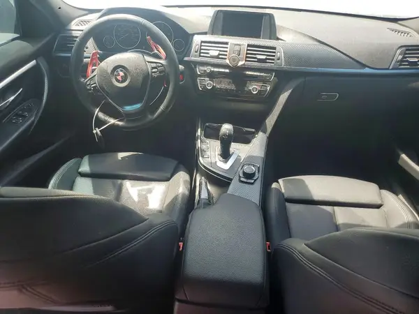 WBA8B9G57HNU48430 2017 BMW 3ER - Image 8