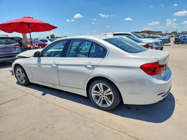 WBA8B9G57HNU48668 2017 BMW 3ER - Image 2