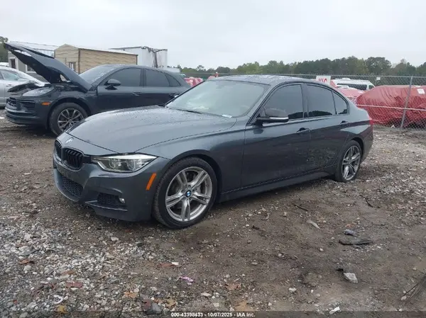 WBA8B9G57HNU48718 2017 BMW 3ER - Image 2