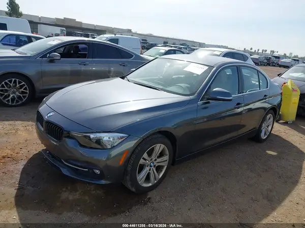 WBA8B9G57HNU49545 2017 BMW 3ER - Image 2