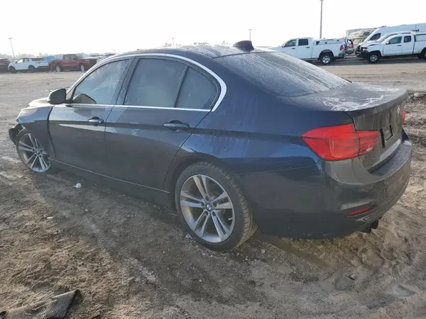 WBA8B9G57HNU51070 2017 BMW 3ER - Image 2