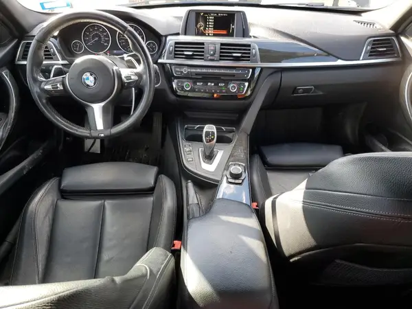 WBA8B9G57HNU51702 2017 BMW 3ER - Image 8