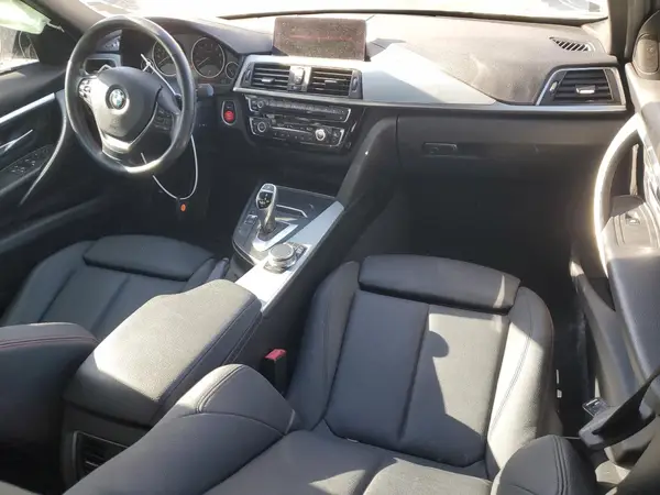 WBA8B9G57JNU55500 2018 BMW 3ER - Image 8