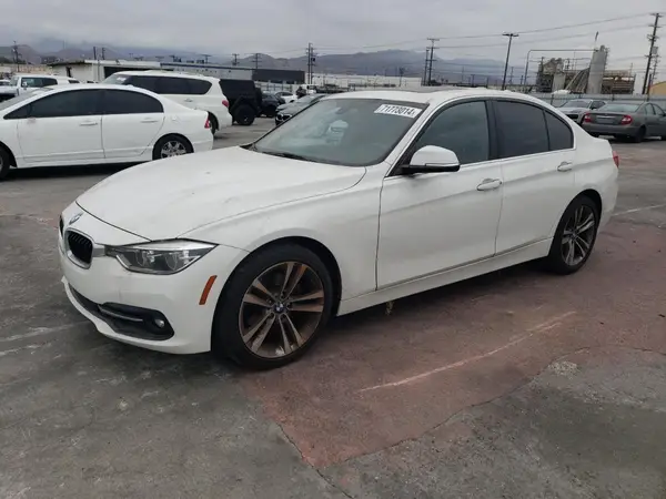 WBA8B9G57JNU57523 2018 BMW 3ER - Image 1