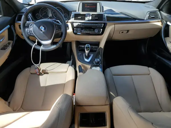 WBA8B9G57JNU95883 2018 BMW 3ER - Image 8