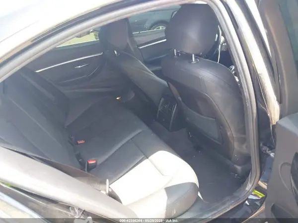 WBA8B9G57JNU96225 2018 BMW 3ER - Image 8