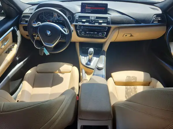 WBA8B9G57JNU97715 2018 BMW 3ER - Image 8
