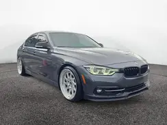WBA8B9G57JNU97XXX 2018 BMW 3ER