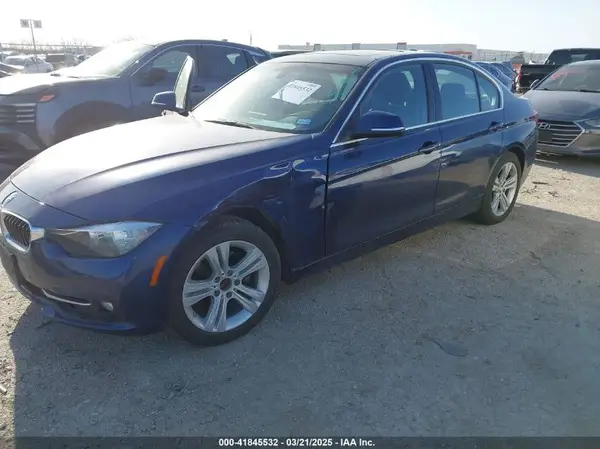 WBA8B9G58HNU48789 2017 BMW 3ER - Image 2