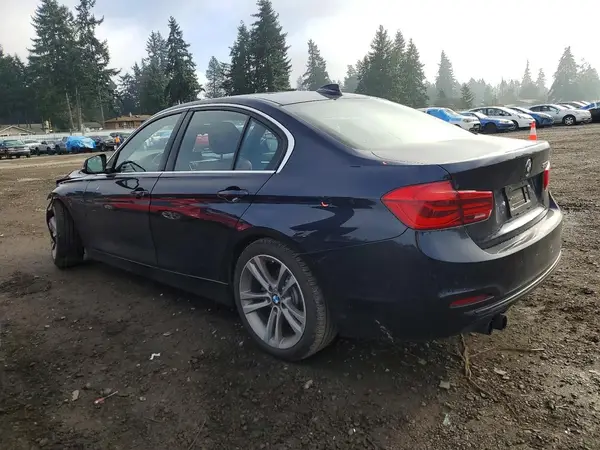 WBA8B9G58HNU49053 2017 BMW 3ER - Image 2