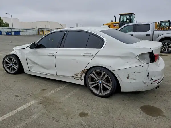 WBA8B9G58HNU50672 2017 BMW 3ER - Image 2