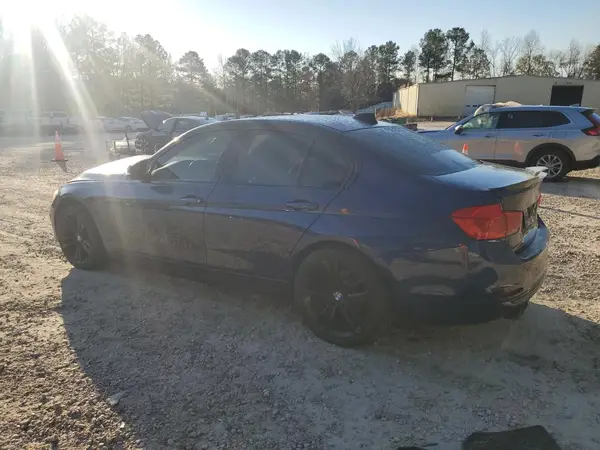 WBA8B9G58JNU57871 2018 BMW 3ER - Image 2