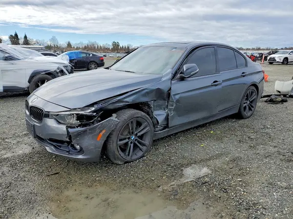WBA8B9G58JNU97559 2018 BMW 3ER - Image 1