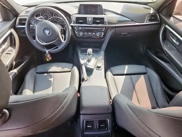 WBA8B9G58JNU97741 2018 BMW 3ER - Image 8