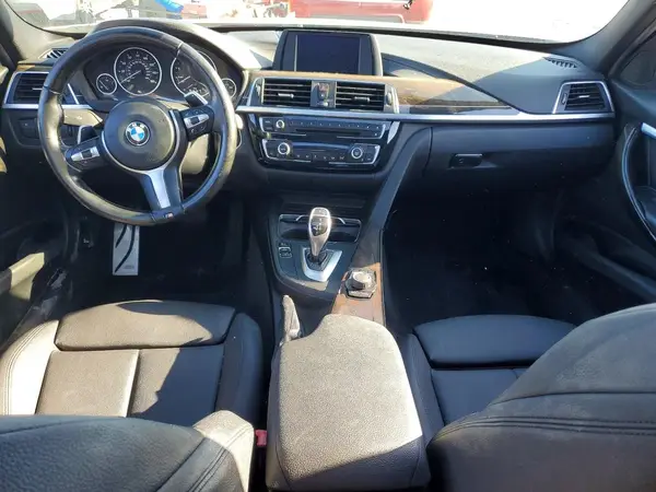 WBA8B9G58JNU98131 2018 BMW 3ER - Image 8