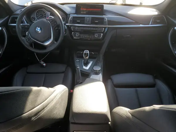 WBA8B9G58JNU99537 2018 BMW 3ER - Image 8