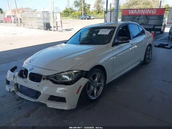 WBA8B9G59HNU09855 2017 BMW 3ER - Image 2