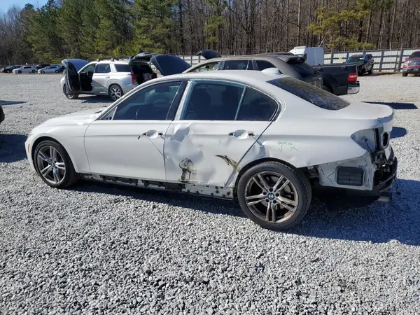 WBA8B9G59HNU48722 2017 BMW 3ER - Image 2