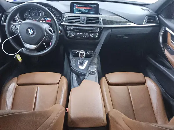WBA8B9G59HNU49949 2017 BMW 3ER - Image 8