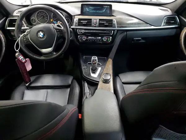 WBA8B9G59HNU49983 2017 BMW 3ER - Image 8