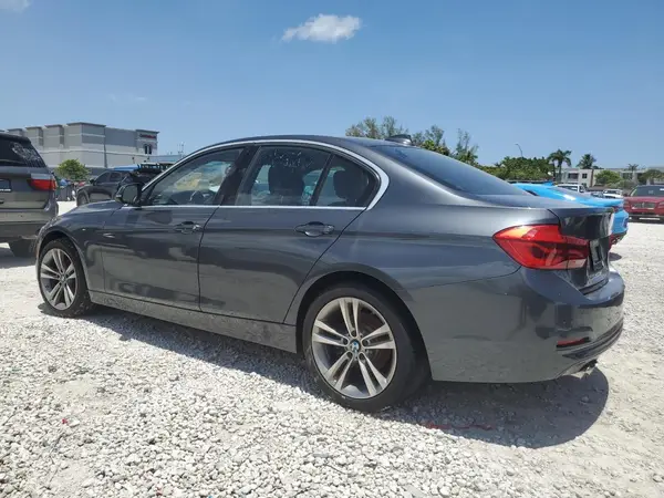 WBA8B9G59HNU51667 2017 BMW 3ER - Image 2
