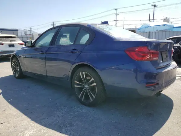 WBA8B9G59JNU57460 2018 BMW 3ER - Image 2