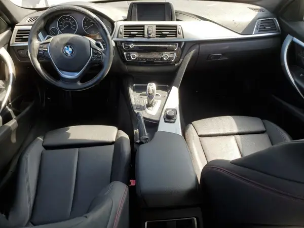 WBA8B9G59JNU57460 2018 BMW 3ER - Image 8