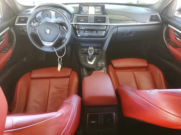 WBA8B9G59JNU58169 2018 BMW 3ER - Image 8