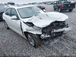WBA8B9G59JNU96789 2018 BMW 3ER