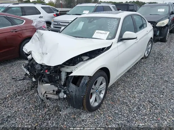 WBA8B9G59JNU96789 2018 BMW 3ER - Image 2