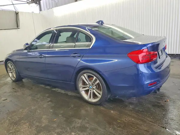 WBA8B9G59JNU98803 2018 BMW 3ER - Image 2