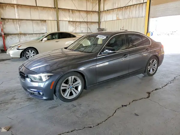 WBA8B9G59JNV00212 2018 BMW 3ER - Image 1