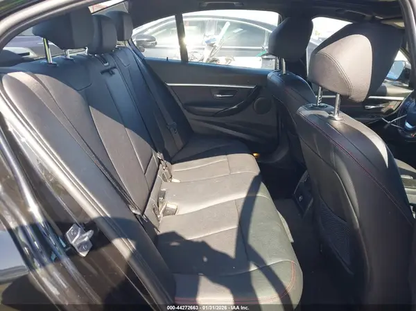 WBA8B9G59JNV00484 2018 BMW 3ER - Image 8