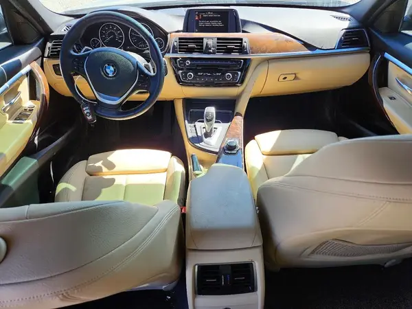 WBA8B9G5XHNU48907 2017 BMW 3ER - Image 8