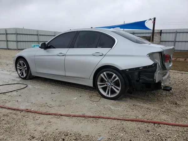 WBA8B9G5XHNU51046 2017 BMW 3ER - Image 2