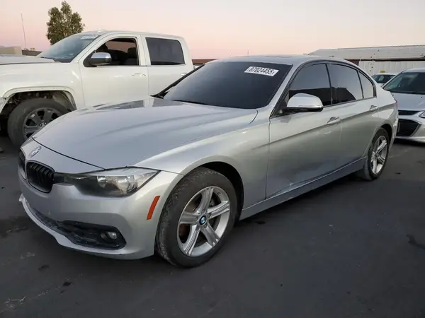 WBA8B9G5XHNU51077 2017 BMW 3ER - Image 1