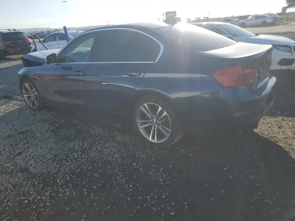WBA8B9G5XHNU51712 2017 BMW 3ER - Image 2