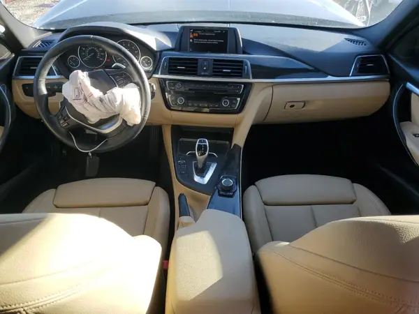 WBA8B9G5XHNU51712 2017 BMW 3ER - Image 8
