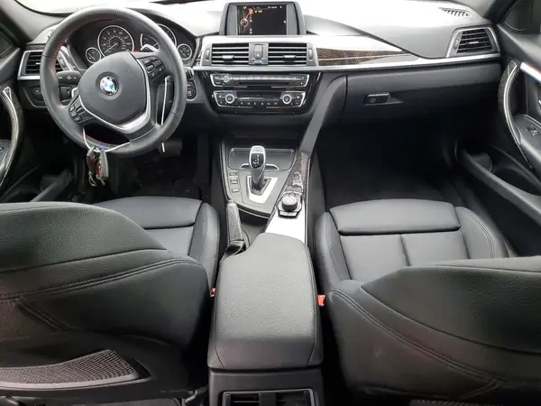 WBA8B9G5XHNU51788 2017 BMW 3ER - Image 8