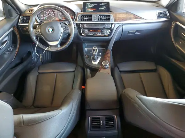 WBA8B9G5XHNU51855 2017 BMW 3ER - Image 8