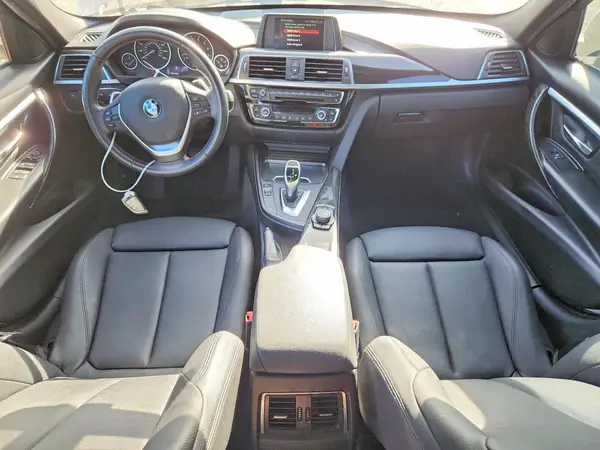 WBA8B9G5XJNU58035 2018 BMW 3ER - Image 8