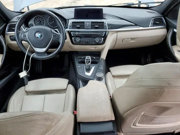 WBA8B9G5XJNU95697 2018 BMW 3ER - Image 8
