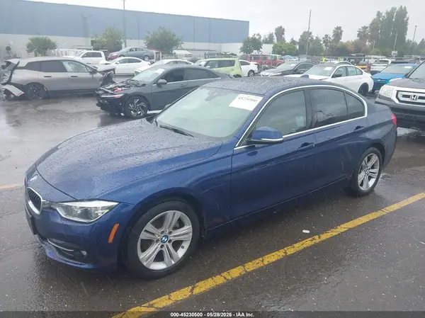 WBA8B9G5XJNU95716 2018 BMW 3ER - Image 2