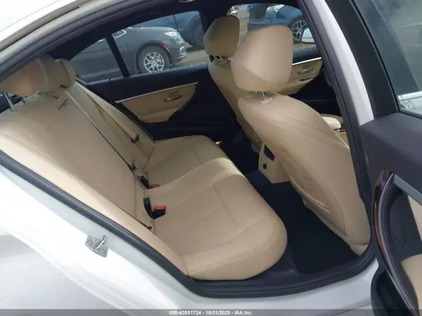 WBA8B9G5XJNU96090 2018 BMW 3ER - Image 8