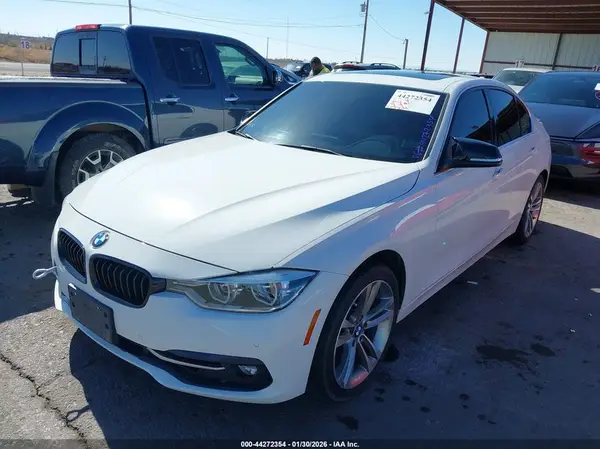 WBA8B9G5XJNU96929 2018 BMW 3ER - Image 2