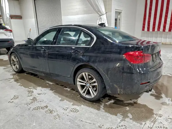 WBA8D9C30HA004635 2017 BMW 3ER - Image 2