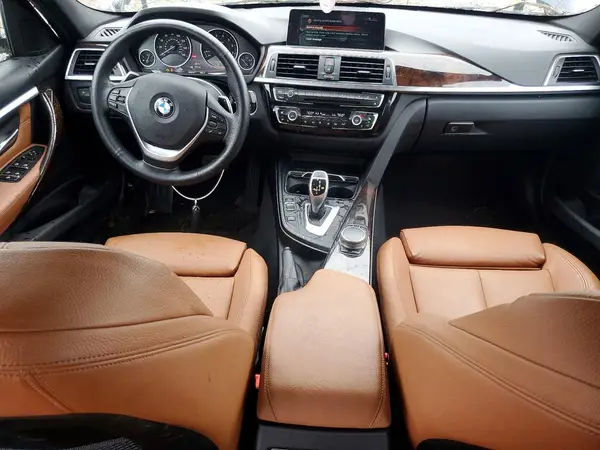 WBA8D9C30HA011102 2017 BMW 3ER - Image 8