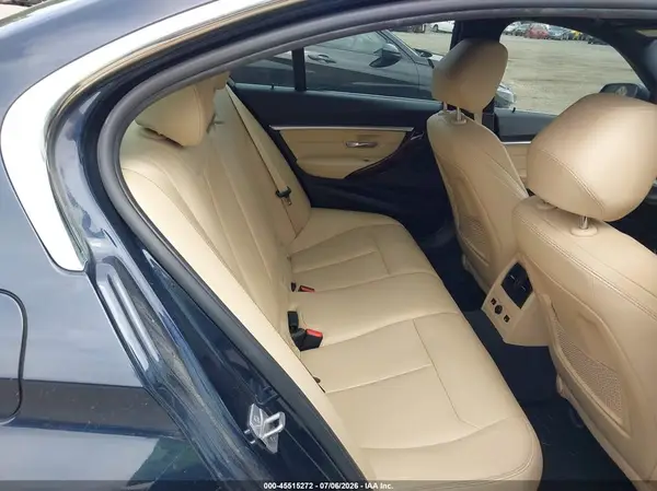 WBA8D9C31HA004580 2017 BMW 3ER - Image 8