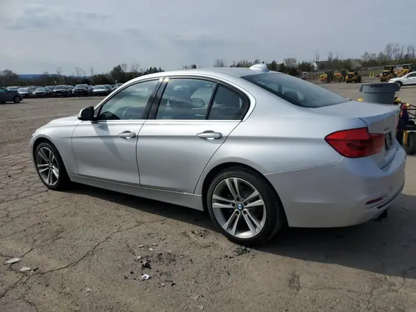 WBA8D9C32HA004345 2017 BMW 3ER - Image 2